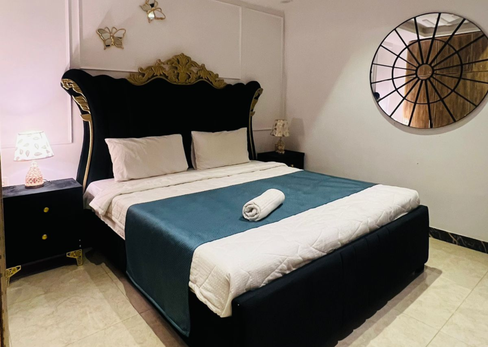 Luxury Two-Bed Room